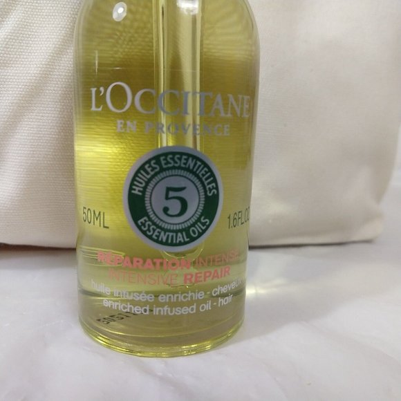 L'Occitane Aromachologie Intensive Repair Enriched Infused Oil for Hair 50ML - Picture 3 of 4